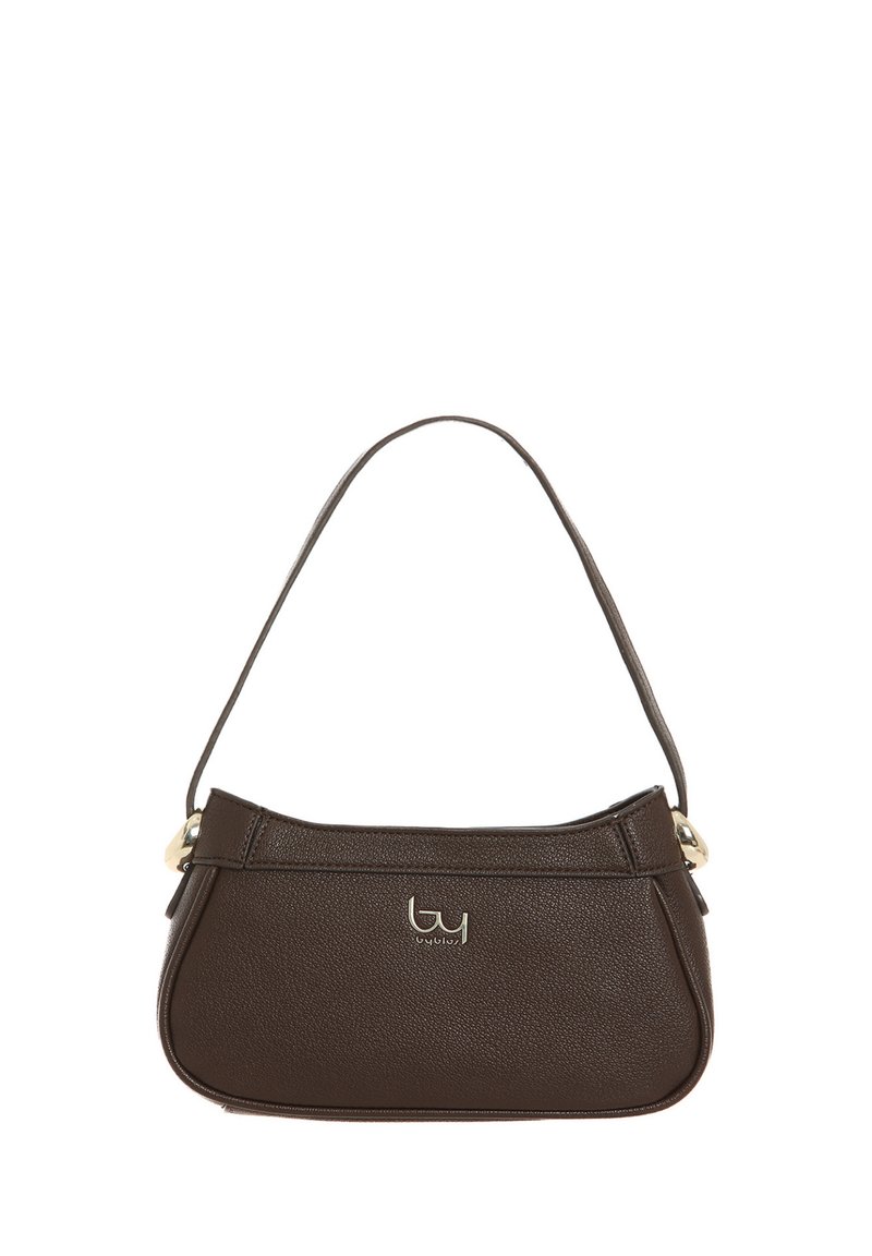 Borsa a mano in pelle marrone con una forma curvata, manico corto e dettagli in hardware dorato. Presenta una superficie texturizzata e un logo sul davanti.