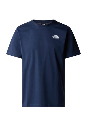 Mørkeblå kortærmet t-shirt lavet af blødt bomuld med rund halsudskæring; har et hvidt logo på venstre brystområde.