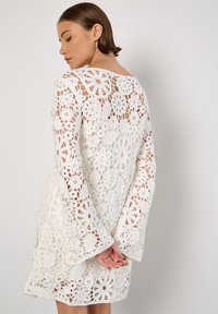 Apricot Freizeitkleid - white