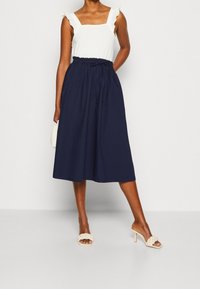 Anna Field Top - white