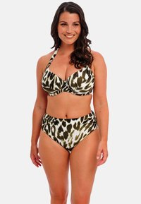 Brown en crème dierenprint bikini met een haltertop en een hooggelegde onderkant. Gemaakt van rekbare, gladde stof.