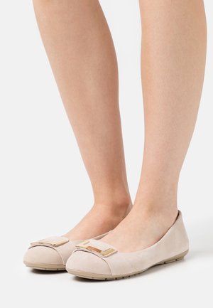 Caprice, Ballerinasko - sand