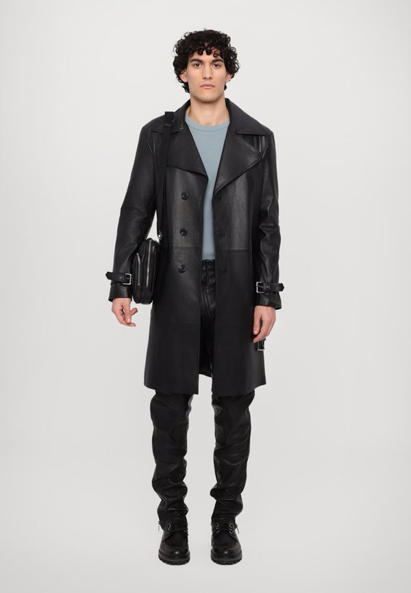 CHRISTIAN COAT LEATHER - Trenchcoat4