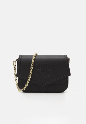 Maccheroni Saddle Bag Black