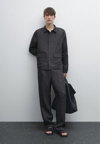 Thumbnail Image 11