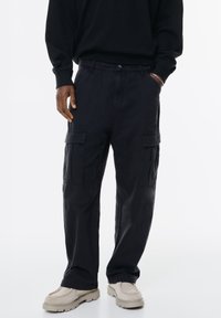 PULL&BEAR BAGGY - Kapsáče - black