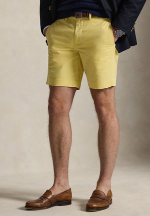 8-INCH STRAIGHT FIT STRETCH CHINO SHORT - Shorts - corn yellow