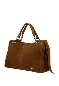 Sac à main en daim marron avec doubles poignées, clous en métal près des poignées et un petit logo en métal dans le coin inférieur droit à l'avant.