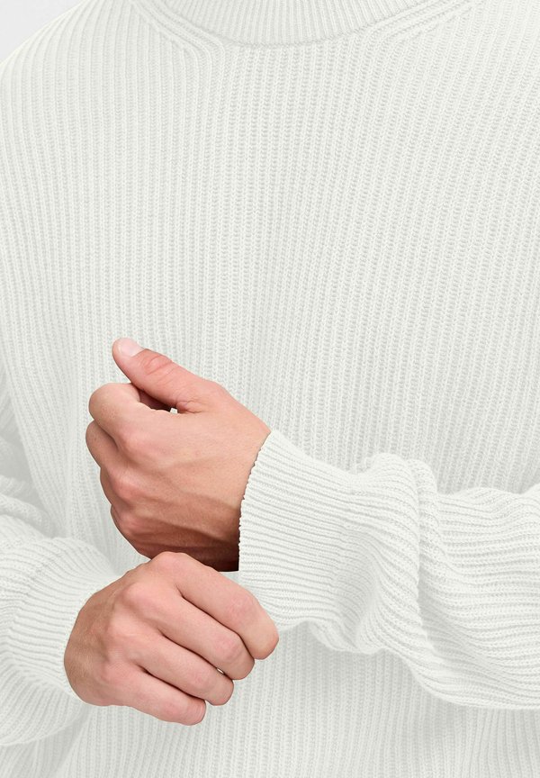 SDGIA - Jumper - pristine3