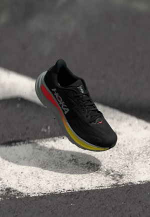 HOKA CLIFTON 10 - Tekaški copati za cesto - black/galactic grey