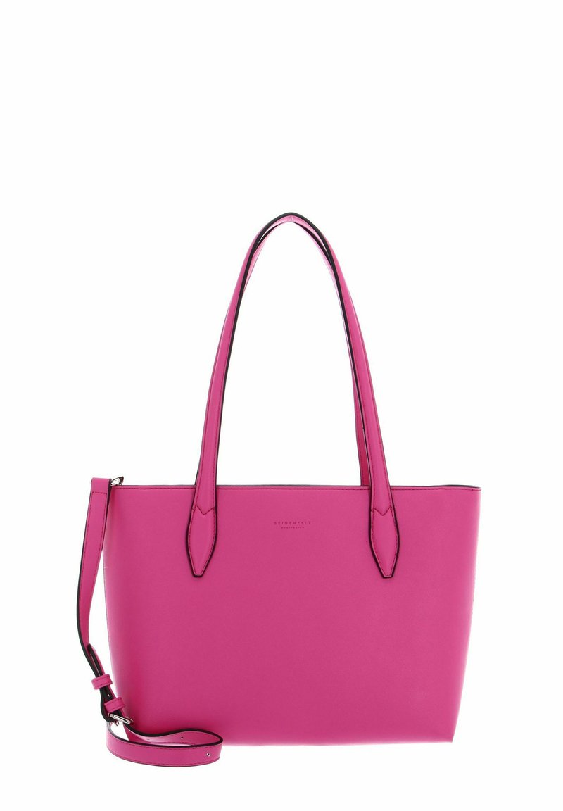 Sac cabas rose en cuir lisse ; dispose de deux longues anses, d'une bandoulière amovible et d'un bord noir. Design simple et rectangulaire.