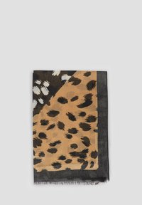 Écharpe imprimée avec une base couleur beige et des motifs d'animaux en noir et blanc, bordée d'un bord gris foncé. Matériau léger, avec des extrémités frangées.
