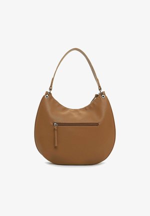 Sac hobo en cuir marron avec une seule sangle d'épaule et une poche avant zippée avec une languette en cuir.