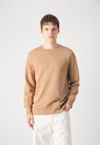 GANT SHIELD C NECK - Sweater - warm khaki