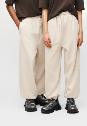 UNISEX - Παντελόνι φόρμας - sand