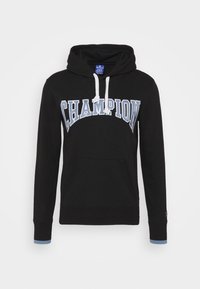 Felpa nera con cappuccio in cotone, dotata di tasca a marsupio, lacci bianchi e polsini accentuati in blu con la scritta "CHAMPION" in carattere grassetto.