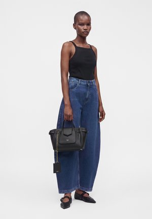 Lancel, THEA CARRYALL - Sac à main - black