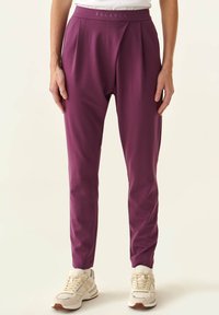 TATUUM - VITALIA - Trousers - violet Thumbnail Image 1