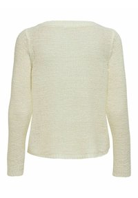 Strickpullover in Off-White, mit langen Ärmeln, einem runden Halsausschnitt und einem strukturierten Muster. Der Saum ist hinten leicht abgerundet.