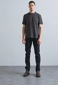 Emporio Armani T-shirts med print - grey