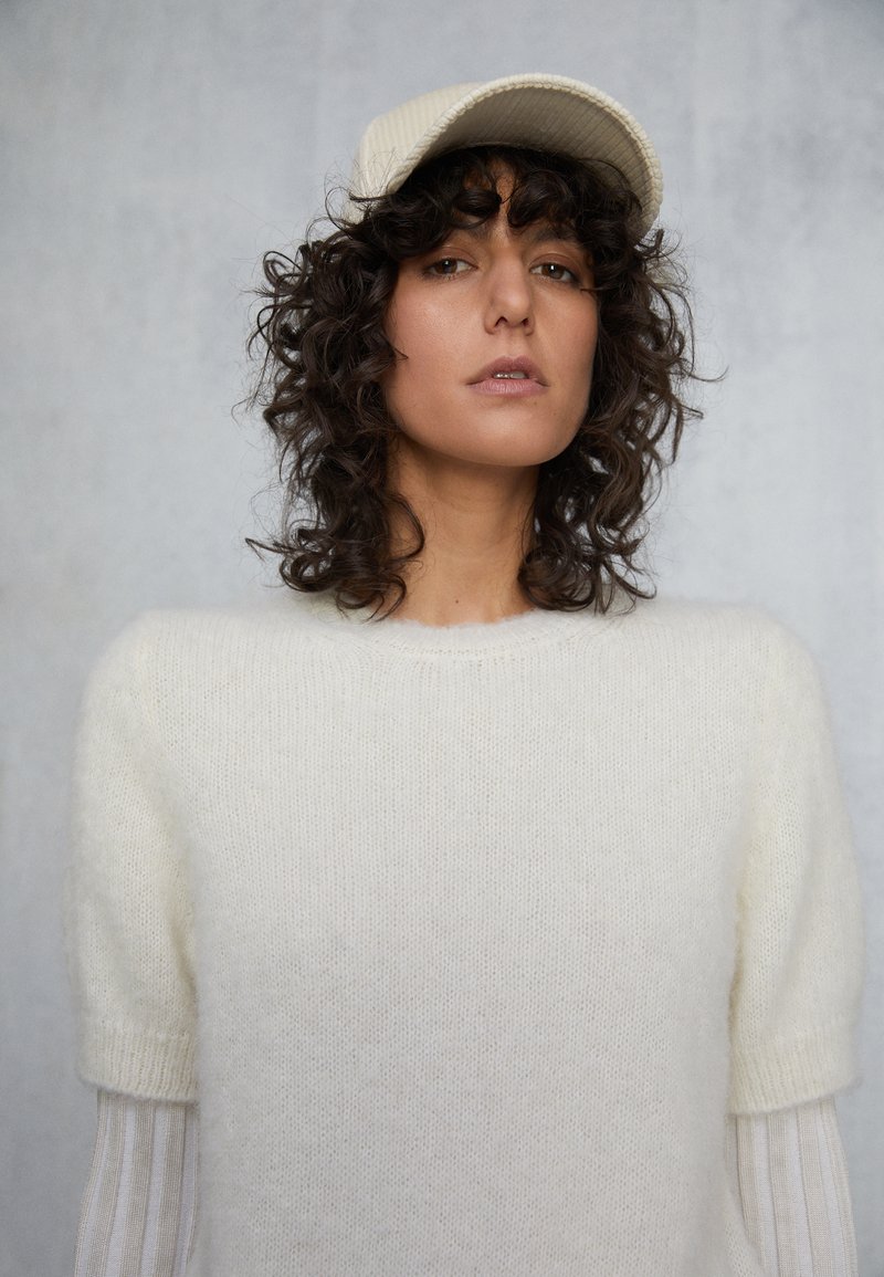 Damen Bekleidung | House of Dagmar TANIA T-Shirt basic off white/offwhite - GY91217 Damen Bekleidung | House of Dagmar TANIA T-Shirt basic off white/offwhite - GY91217