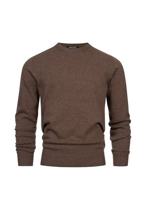 Pull en tricot marron, col rond, avec des poignets et un ourlet côtelés. Fabriqué en fil doux, avec un petit patch logo sur le côté inférieur.
