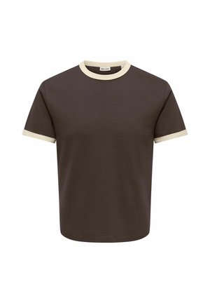 T-shirt marron à manches courtes avec un col et des bordures de manches crème, design uni, col rond.