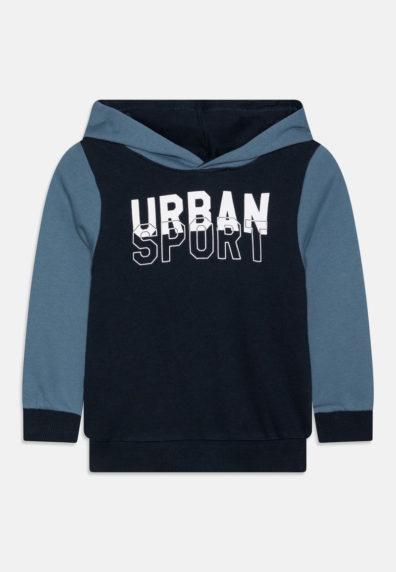 Sweat à capuche enfant avec corps noir, manches bleues et texte "URBAN SPORT" en lettres blanches avec contour sur le devant.