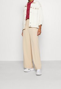 Pepe Jeans Svetr - bordeaux