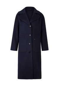 Navy wollen jas met een brede kraag, sluiting met knopen aan de voorkant en twee grote voorzakken. Het heeft een rechte snit en driekwartmouwen.