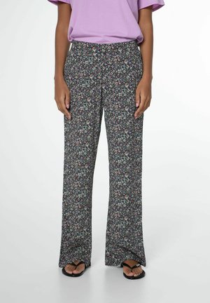 PRTZELLA - Pantaloni - true black