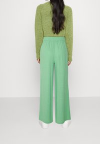 Selected Femme Tygbyxor - green