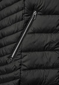 Street One Väst - black