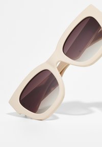 QUAY AUSTRALIA BY THE WAY UNISEX - Sunčane naočale - champagne/brown
