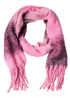 Blød strikket tørklæde i pink og mørk lilla gradient med frynsede ender, arrangeret i en løs løkke.