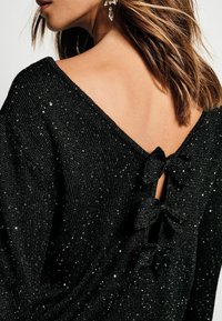 Next TALL FIT - SEQUIN EMBELLISHED SPARKLE BACK - Džemper - black