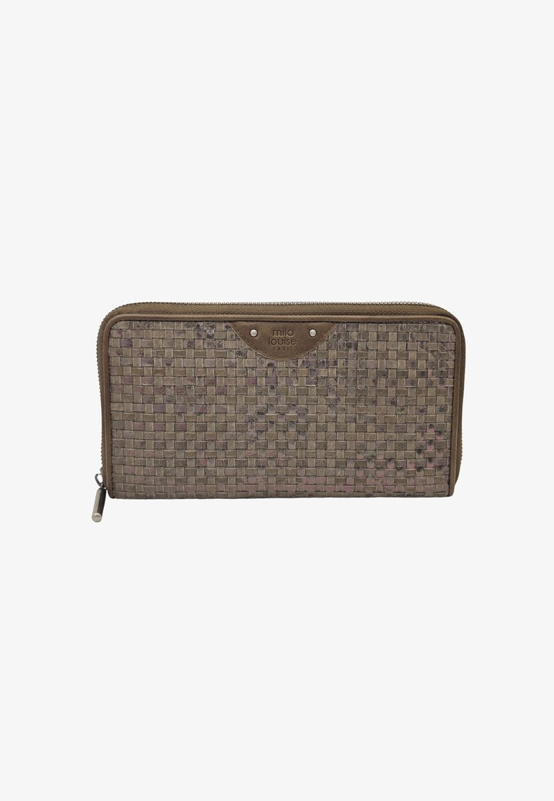 Portefeuille tissé marron avec un motif texturé, des accents en cuir lisse et une fermeture zippée. Présente un écusson avec logo et un tirette de zip en métal.