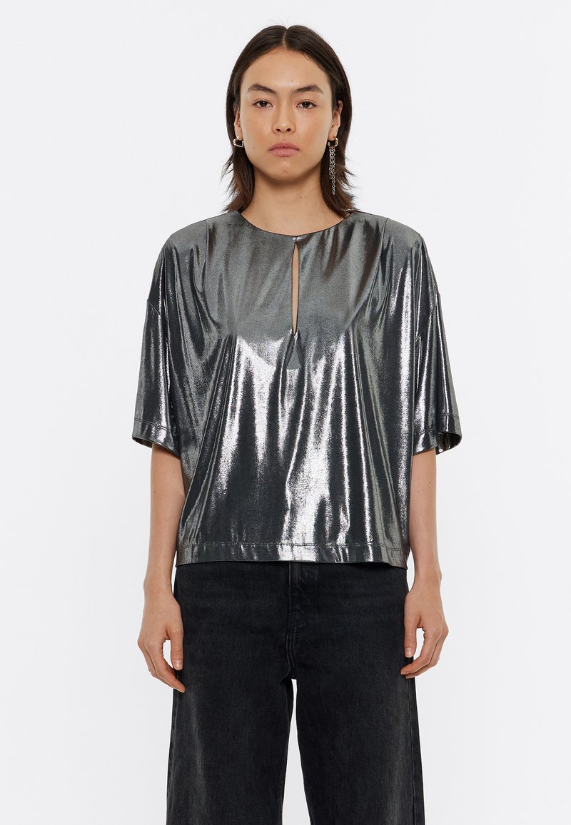 Bimba Y Lola HOMBRERAS  - Camiseta estampada - plata