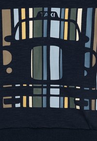 Hust & Claire Hoodie - navy