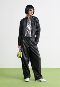 adidas Originals Calças - black