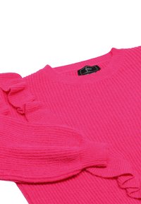 Pullover rosa a coste con dettagli a maniche arruffate e scollo tondo. Realizzato in materiale morbido con una finitura testurizzata.