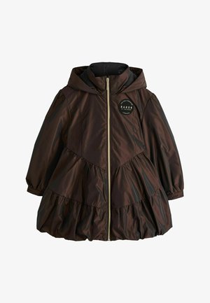 Dunkelbraune, gesteppte Kinderjacke mit Kapuze und gestuftem Rockdesign, Frontreißverschluss, elastischen Bündchen und schwarzem rundem Logo auf der Brust.