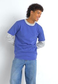 Lee SHAPED TEE - Paprasti marškinėliai - surf blue