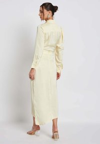 Be Sunset ANNE - Dolgo krilo - off white