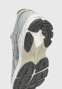ASICS SportStyle GT-2160 UNISEX - Tenisice - oyster grey/carbon