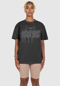 MJ Gonzales METAMORPHOSE  OVERSIZED  - T-Shirt print - charcoal