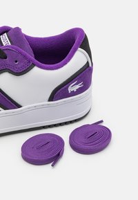 Lacoste Sportcipő - white/dark purple