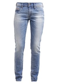 Světle modré džíny, slim fit, pět kapes design, zesvětlená textura, zapínání na knoflík, poutka na opasek, jemné vybělení na předních nohavicích.