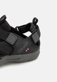 Viking ADVENTURE JR UNISEX - Vaellussandaalit - black/charcoal