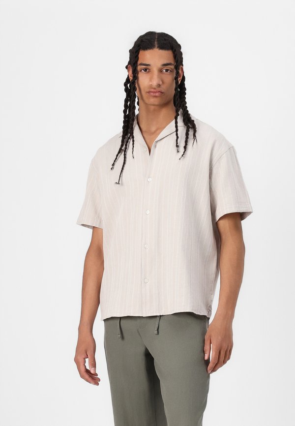 JPRCCMONTANA DOBBY  - Shirt - beige